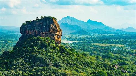 Escorted tours to sri lanka  With these small group tours, you will be escorted by an expert licensed English-speaking tour guide, and will stay in good quality 3-4 star accommodation, including cultural abodes including the Maharajah's palace in India